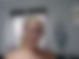 jadeluv's Live Sex Cam Show