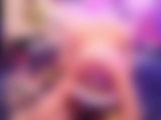 Live cam show with babyzelda - Thick on CamwithHer