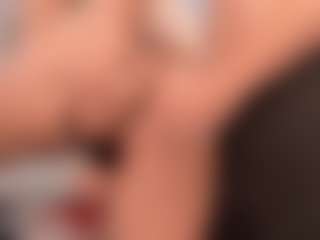 Live cam show with Annie - Riding on Milfs Live