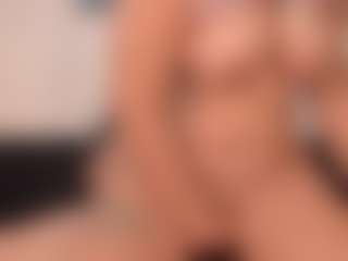 Live cam show with Annie - White on Camsoda | colombia