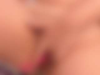 Live cam show with Annie - Facesitting on Camsoda