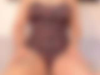 Live cam show with Annie - Cum on Camsoda