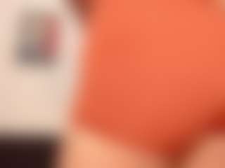 Live cam show with Annie - Spank on madthumbs
