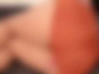 Live cam show with Annie - Fingering on Camsoda