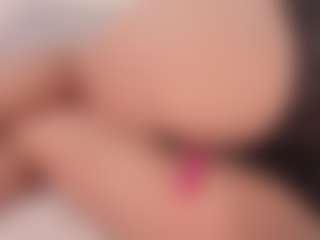 Live cam show with Annie - Doggy Style on Dolls Live