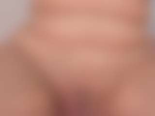 Live cam show with Annie - Eating Pussy on Soda Cam