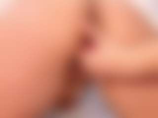 Live cam show with Annie - Ball Sucking on Fling VIP Chat