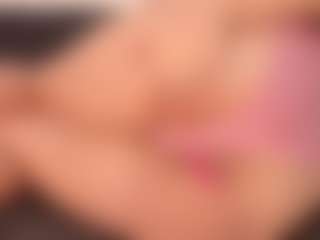 Live cam show with Annie - Young Adult on Camsoda