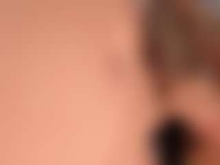 Live cam show with Annie - Lovense on Camsoda