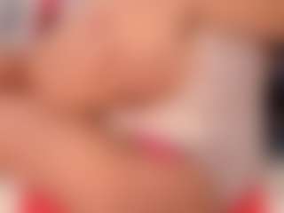 Live cam show with Annie - Deepthroat on Camsoda