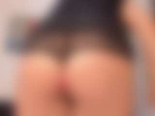 Live cam show with Annie - Cock Rating on Soda Cam