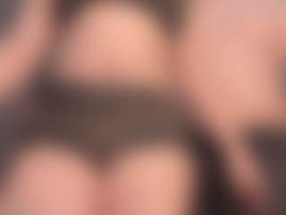Live cam show with Annie - Riding on Fling VIP Chat