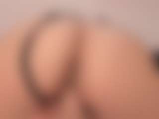 Live cam show with Annie - Sexy on pussylord.com