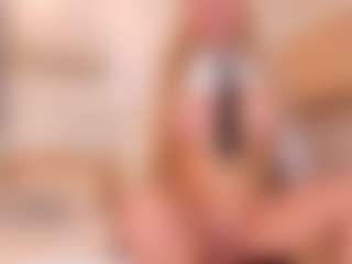 Live cam show with LizzTayler - Shaved on Camsoda