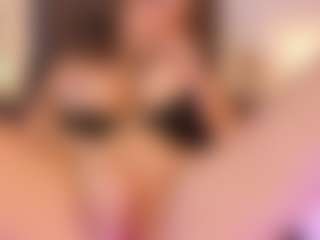 LizzTayler's Live Sex Cam Show