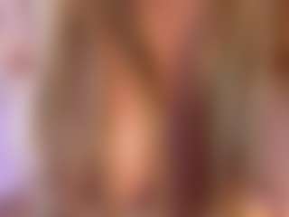 Live cam show with LizzTayler - Squirt Big Tits on PervPlay.com