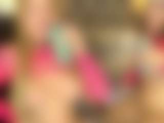 Live cam show with LizzTayler - Blonde Hair HD on Camsoda