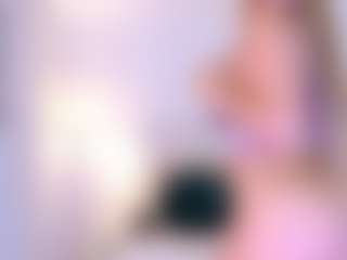 Live cam show with LizzTayler - Deepthroat on liverealitysex.com