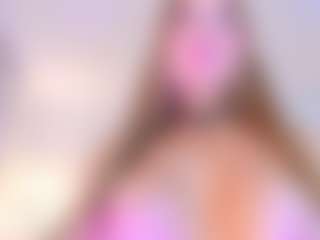 Live cam show with LizzTayler - Dildo on CamwithHer