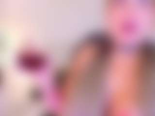Live cam show with LizzTayler - Blonde Hair Anal on intimatelivegirls.com
