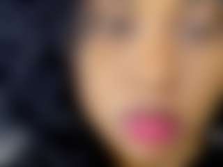 Live cam show with Alison Ker - Ebony Teen (18+) on xxxlivecams.org