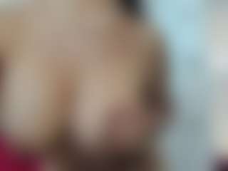 BIGBOOBSAdri's Live Sex Cam Show