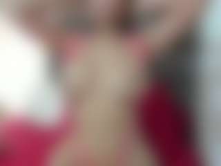 Live cam show with BIGBOOBSAdri - Petite on Hubzter Live