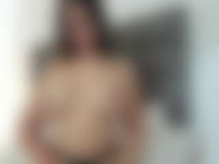BIGBOOBSAdri's Live Sex Cam Show