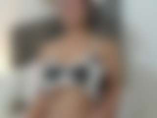 BIGBOOBSAdri's Live Sex Cam Show