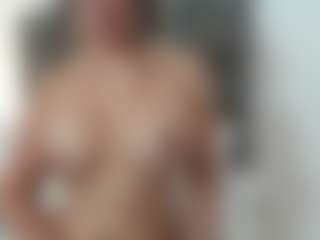 BIGBOOBSAdri's Live Sex Cam Show