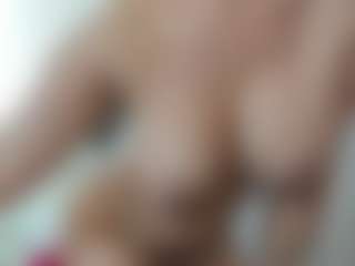 BIGBOOBSAdri's Live Sex Cam Show