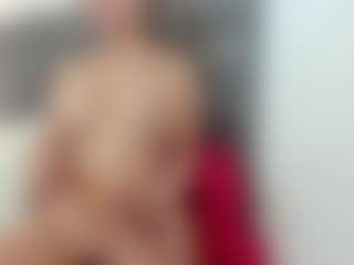 BIGBOOBSAdri's Live Sex Cam Show