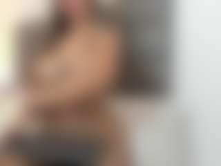 Live cam show with BIGBOOBSAdri - HD Brown Hair on Big Tits