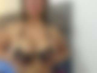 BIGBOOBSAdri's Live Sex Cam Show