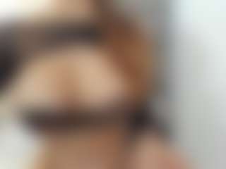 BIGBOOBSAdri's Live Sex Cam Show