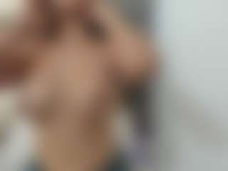 BIGBOOBSAdri's Live Sex Cam Show