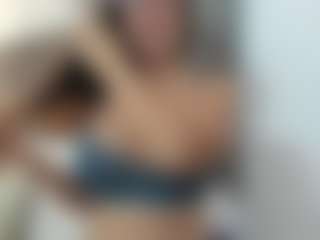 BIGBOOBSAdri's Live Sex Cam Show