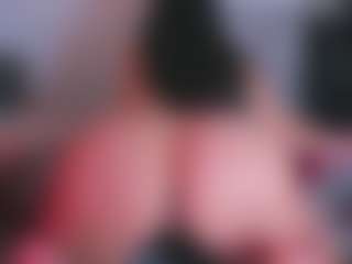 Live cam show with stacielayne - Asian Curvy on Milfs Live