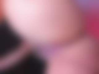 Live cam show with stacielayne - Moaning on Camsoda