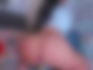 Live cam show with stacielayne - Asian Squirt on Milf Play