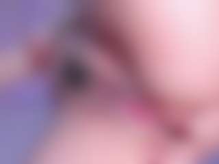 Live cam show with stacielayne - Gamer Asian on Chatstar