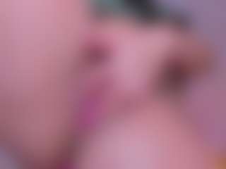 Live cam show with stacielayne - Asian Lush on AdultVida.com