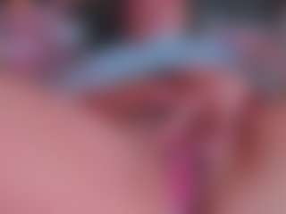 Live cam show with stacielayne - Moaning on Uber Horny