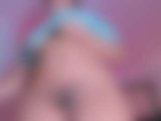 Live cam show with stacielayne - Asian BBW on Hubzter Live