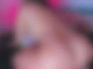 Live cam show with stacielayne - Asian BBW on CamwithHer