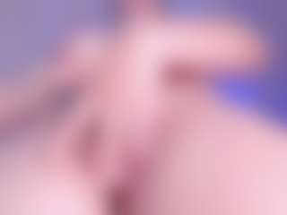 Live cam show with stacielayne - Brown Eyes Asian on xDating