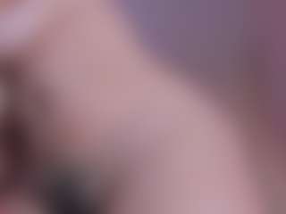 Live cam show with stacielayne - Asian Curvy on intimatelivegirls.com