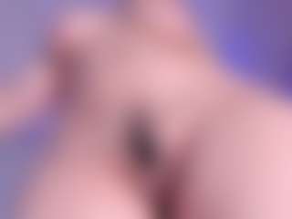 Live cam show with stacielayne - Asian Squirt on Camsoda