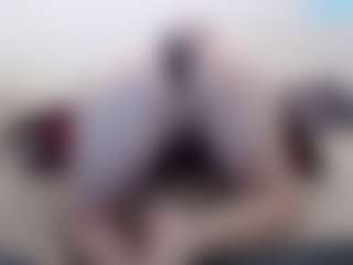 Live cam show with hotmodel - Thong on AdultVida.com