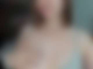 Live cam show with Liza - Blue Eyes on StripNow